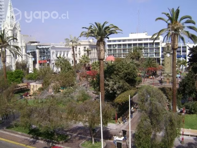 Pieza amoblada central
