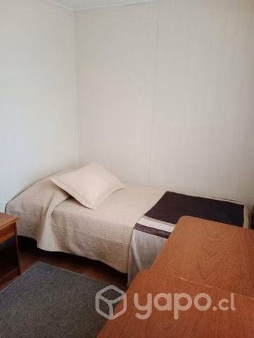 Arriendo pieza a estudiante mujer