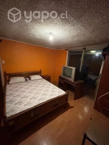 Arriendo habitación esquina metro san pablo.