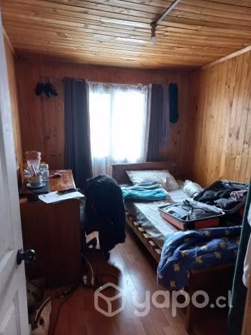 Arriendo pieza mujer