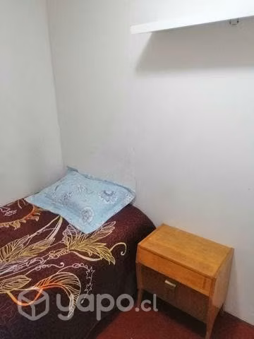 Pieza amoblada con gastos comunes incluido