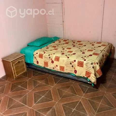 Arriendo pieza amoblada la florida