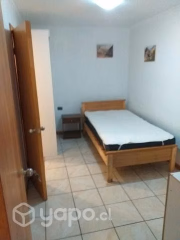 Pieza amoblada independiente