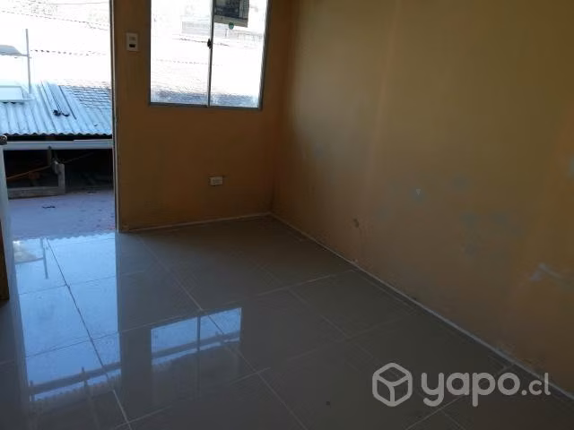 Pieza en arriendo