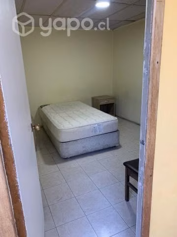 Arriendo pieza