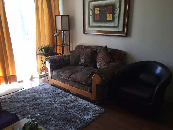 Arriendo pieza amoblada a estudiante universitaria