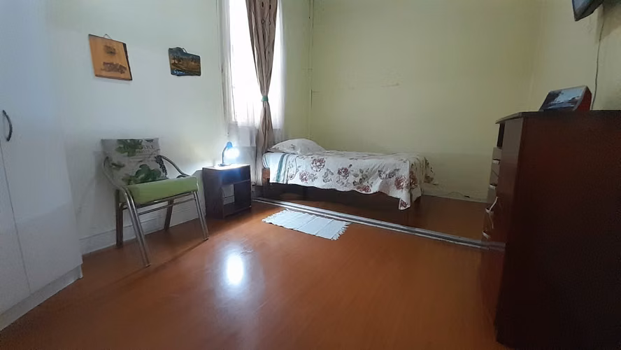 Amplia y Bonita Habitación