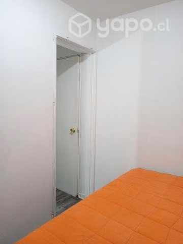 Se arrienda pieza en Providencia baño privado