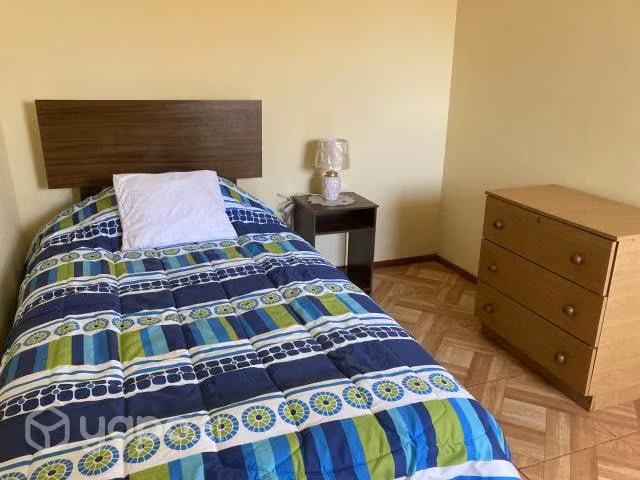 Arriendo,pieza ,nueva en las compañías alta