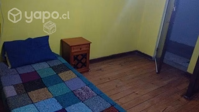 Pieza 16m2 Amoblada