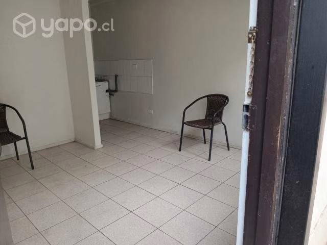 Arriendo pieza para persona sola