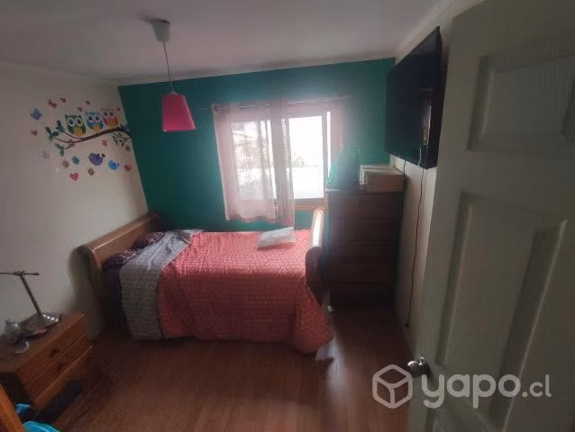 Arriendo habitación a mujer