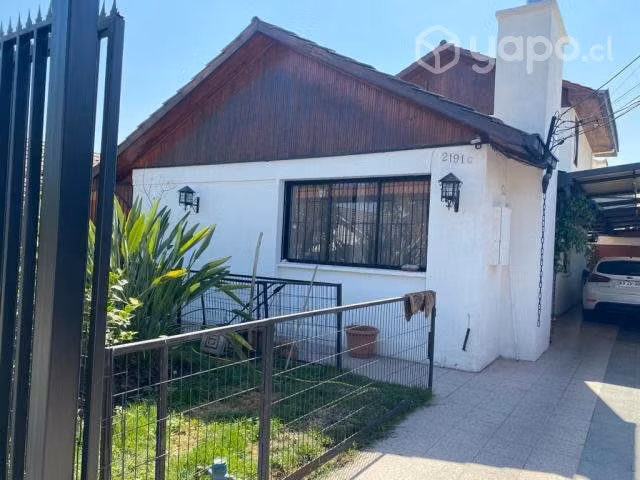 Amplia habitación en arriendo