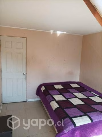 Habitación con balcón.