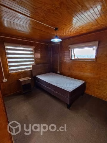 Se arrienda habitacion con baño independiente