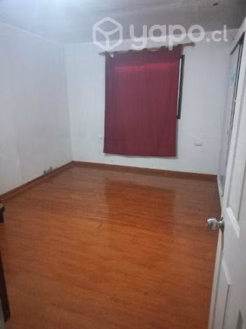Arriendo pieza grande