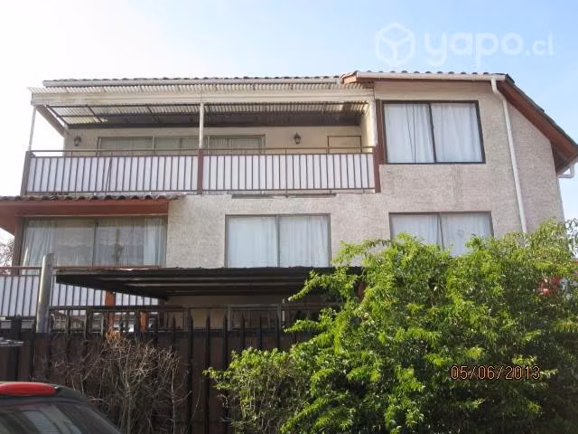 Habitación amoblada en barrio residencial