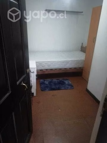 Se arrienda habitacion persona sol@