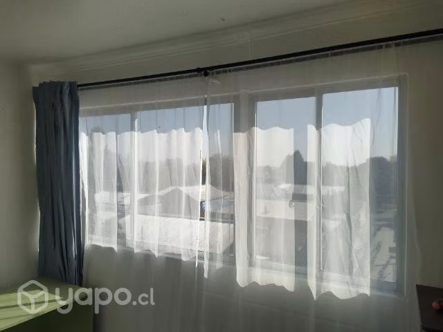 Arriendo pieza mujer sola