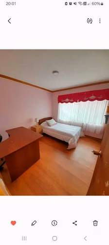 Habitacion amplia, central, iluminada (2 disponibles)