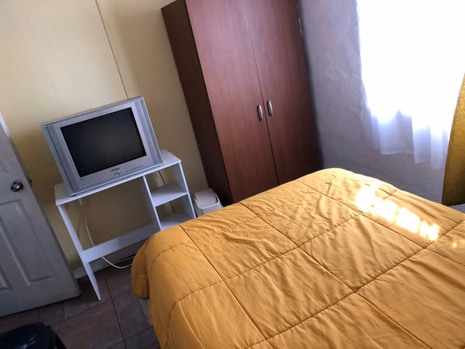 Se arrienda pieza  amoblada