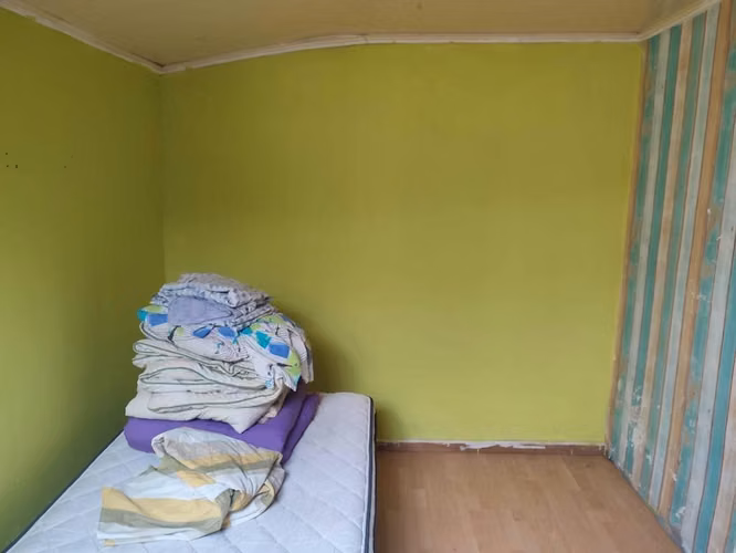 Arriendo pieza mujer Maipú