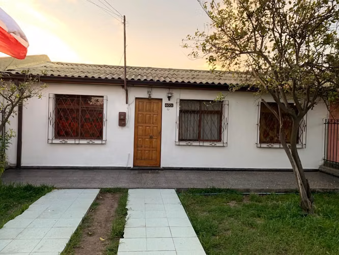 ARRIENDO HABITACIONES
