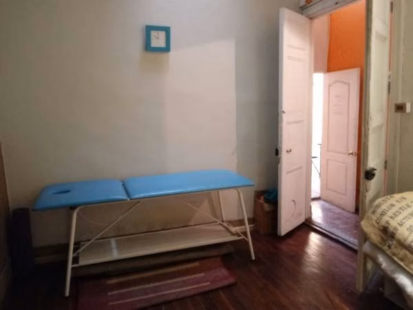 PIEZA CON MEDIO BAÑO, PERSONA SOLA, METRO CUMMING
