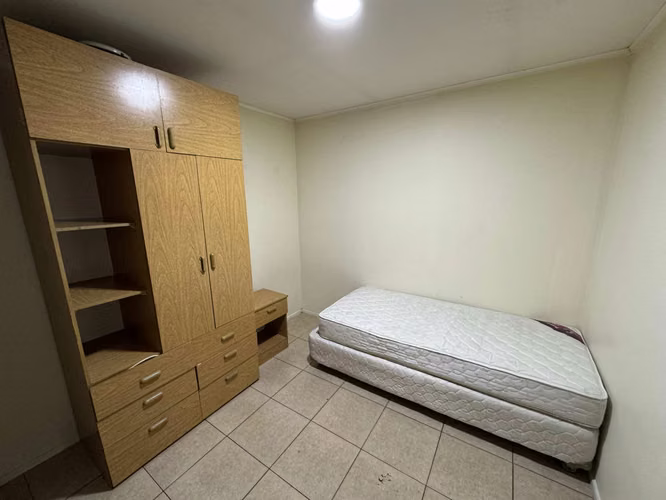 Habitación con baño privado persona sola