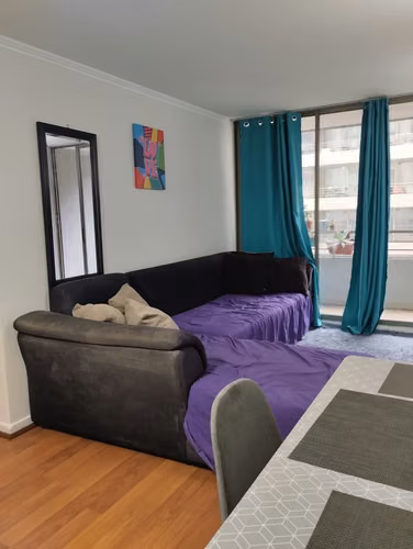 ARRIENDO HABITACION A 5 MINUTOS DEL METRO SANTA ISABEL . (DISPONIBLE 01/11/2024)