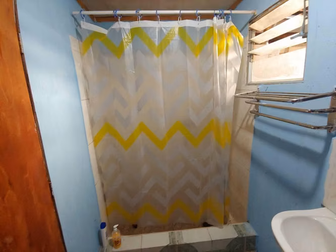 Pieza con baño.pudahuel sur