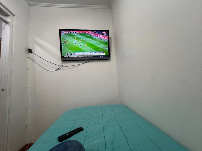 Arriendo pieza Pequeña  $150.000 en Matta con Uribe pleno Centro