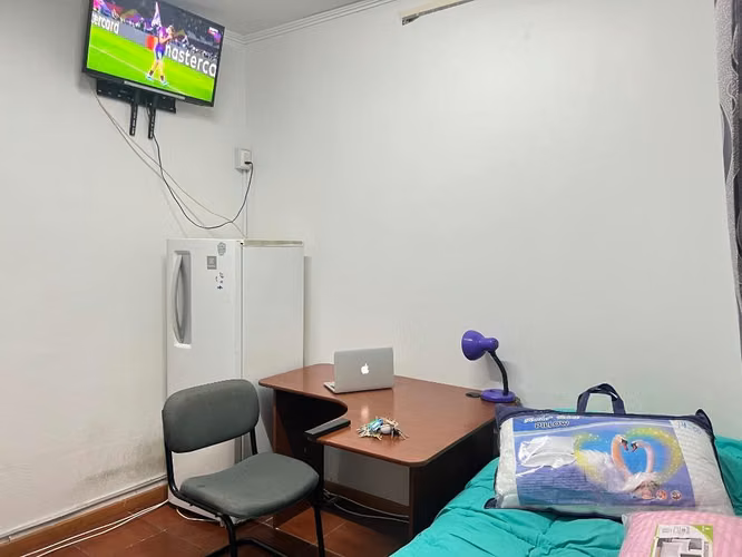 Arriendo pieza en pleno centro pasos del Puerto, Gym y Mall.