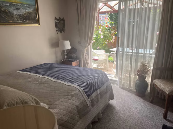 Pieza amoblada con baño, Lomas San Sebastián, Concepción