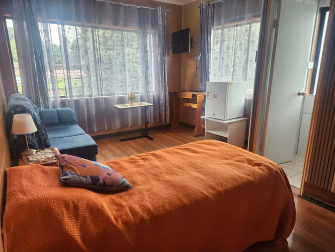Se arrienda Habitación con Baño privado