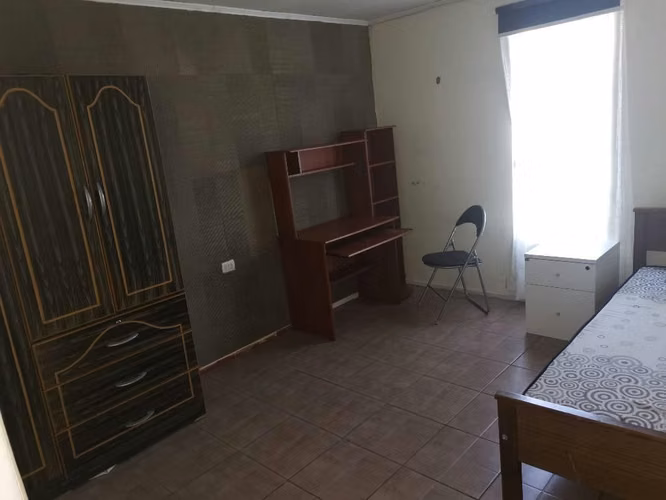 Pieza en arriendo
