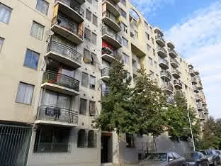 Arriendo pieza para hombre solo.